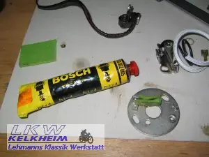 Filz der BMW R100RS Kontaktplatte gut gefettet