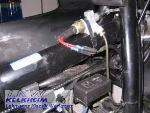 BMW R 100 RS ohne Hauptbremszylinder unter dem Tank
