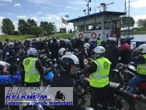 IJR 2016 - Auf der Fähre mit AJS und Matchless