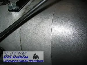 BMW R50/2 Die rechte Gehäuseseite ist bereit mit Ambassador Fein bearbeitet