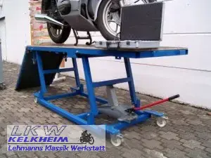 Die Motorrad-Hebebühne von Patrik Haßler