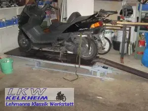 Die Motorrad-Hebebühne von Uwe Litschko