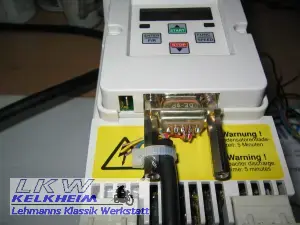 Provisorische Programmierschnittstelle des Frequenzumrichters für die Drehmaschine
